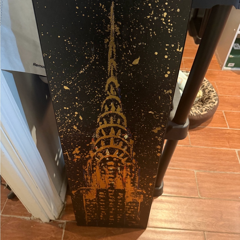 Chrysler Building Gold and Black Wall‎ Art